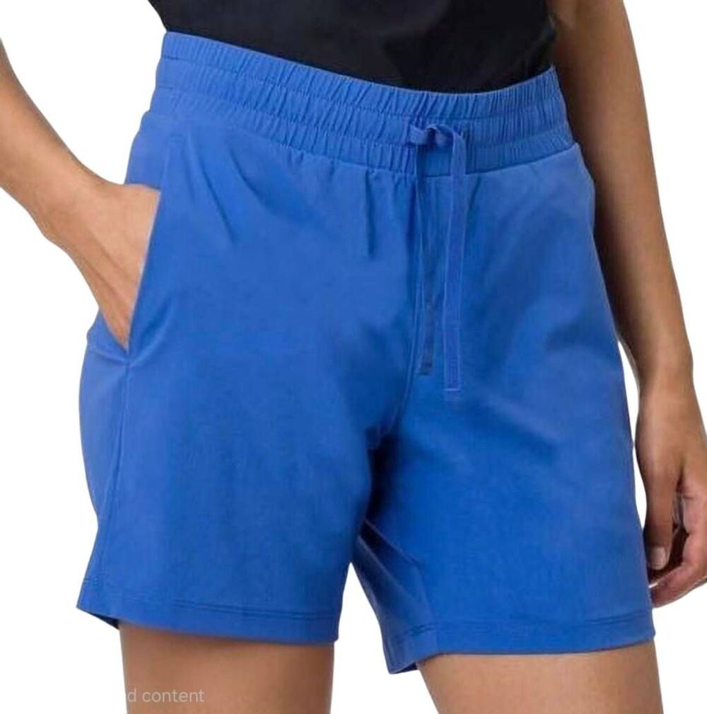 Tuff Athletics Blue Pull-On Athletic Shorts Size M has pockets